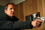Hat Peter recht behalten und hat Newton (Sebastian Roche) etwas mit den Morden zu tun?