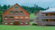 Die Neugestaltung der Ortsmitte von Krumbach erfolgte mittels traditioneller Bauformen.