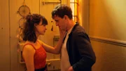Nach einer turbulenten Nacht kommen Marianne (Daisy Edgar-Jones) und Connell (Paul Mescal) ins Gespräch. Dabei hat Connell ein überraschendes Geständnis abzulegen.