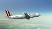 Germanwings-Flug 9525 startet in Barcelona und soll ursprünglich in Düsseldorf landen. Sechs Besatzungsmitglieder und 144 Passagiere befinden sich an Bord des A320.