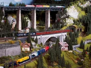 SWR Fernsehen EISENBAHN-ROMANTIK FOLGE 475, "Miniatur-Wunderland", zu Besuch in Hamburgs Speicherstadt, auf der weltgrößten digital gesteuerten Modellbahnanlage.
