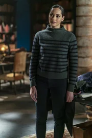 Macy Vaughn (Madeleine Mantock)