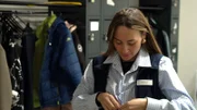 Alessia Herren startet in Tag zwei im Supermarkt - und findet sich bereits ziemlich gut zurecht.