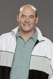 (1. Staffel) - Für Carl "Tush" Tushinski (David Koechner) steht eines fest: Das "Superior Donuts" ist der beste Ort zum Arbeiten. Doch wird das auch so bleiben, wenn Franco neuen Wind in den Laden bringt?