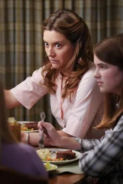 Zoe Perry (Mary Cooper), Raegan Revord (Missy Cooper).