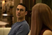 Aaron Peel (Henry Lloyd-Hughes)