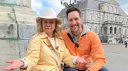 Es ist das Top-Ausflugs- und Urlaubsziel vieler Menschen im Westen: Holland! Moderator Sven Kroll und Marijke Amado (l) erkunden, erklären und erleben Kurioses, Liebenswertes und Leckeres aus den Niederlanden.
