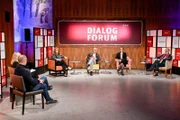 Dietmar Csitkovics (Bürger*innenrat Medien und Demokratie), Gisela Reiter (Kommunikationswissenschafterin, FH Wien), Katharina Schenk (ORF-Fernsehfilm), Klaus Unterberger, Elisabeth Pfneisl (HolyScreen Media), Christian Scheib (Ö1).
