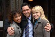 Lilly Rush (Kathryn Morris, r), Scotty Valens (Danny Pino, m), Kat Miller (Tracie Thoms, l)
