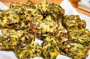 Antruglia sind frittierte Polenta-Ecken mit Schwarzkohl.
