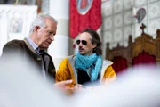 Michael Ostrowski (r.)
