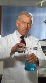 Immer wieder unterlaufen Dr. Gelber (Jack Klugman) Fehler bei seinen Obduktionen. Doch von Ruhestand will er noch nichts wissen.