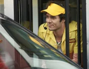 Derek (Adam Brody)