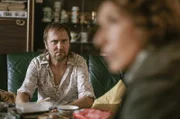 Bibi Fellner (Adele Neuhauser) befragt Gustav Langer (Christian Strasser).