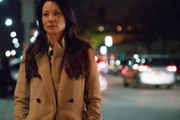 Während die Ermittlungen in einem Mordfall ohne fassbare Beweise laufen, wird Watson (Lucy Liu) auch noch von ihrer einstigen NYPD-Rivalin Cortes angesprochen, die ihren Rat benötigt ...