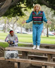 Wendi McLendon-Covey (Beverly Goldberg).