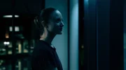 Alice (Andrea Riseborough) stürzt sich in ihre Arbeit – und verliert dabei jegliches Zeitgefühl.