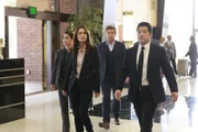 Bei den Ermittlungen in einem neuen Fall bringen sie sich selbst in große Gefahr: Michelle Vega, Teresa Lisbon, Patrick Jane und Kimball Cho.