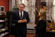 L-R: Vincent D'Onofrio als Detective Robert Goren, Kathryn Erbe als Detective Alex Eames.