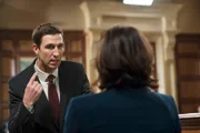 Er versucht Olivia komplett fertig zu machen und sie als Lügnerin dastehen zu lassen: ihr Entführer Lewis (Pablo Schreiber) ...