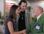 Kurz nachdem Jordan (Jill Hennessy) und Nigel (Steve Valentine, M.) mit dem netten Clive Alpert (W. Morgan Sheppard) gesprochen haben, stirbt dieser. War es Mord? Kurz nachdem Jordan (Jill Hennessy) und Nigel (Steve Valentine, M.) mit dem netten Clive Alpert (W. Morgan Sheppard) gesprochen haben, stirbt dieser. War es Mord?