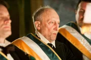 Tom Aldredge (Ethan Thompson)