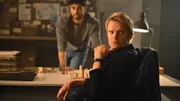 Kommissar Van der Valk (Marc Warren, re.) und sein Kollege Eddie Suleman (Azan Ahmed)
