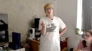 Jasmin glaubt, dass sie wieder schwanger ist..