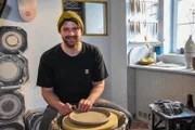 Sascha Hoffmann, Küchenchef des „Schubert“ an der Mölkerbastei in seiner Töpferwerkstatt oberhalb des Lokals.
