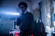 Curtis Holt (Echo Kellum)