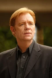 Der Mord an einem Kindermädchen beschäftigt Lt. Horatio Caine (David Caruso) und seine Kollegen.