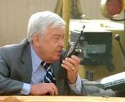 Lt. Monahan (Garry Walberg) ist im Einsatz. Leider läuft die Aktion vollkommen aus dem Ruder.