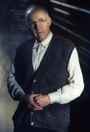 Mr. Milsap (Lawrence Pressman) ist ein Mitglied einer sehr gefährlichen Sekte.