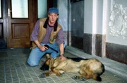 Matzner will sich an Kommissar Moser rächen und lässt durch Prantz (Leonard Lansink) Rex entführen. Falls Moser seine Anklage gegen Matzner nicht fallen lässt, soll Rex getötet werden ...