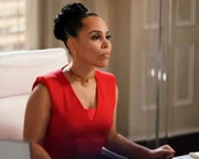 Tegan Price (Amirah Vann)