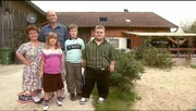 Die Familie von Irmgard (43) und Christian (45) aus Bayern erwartet die Profis des Zuhause im Glück-Teams schon sehentlich..