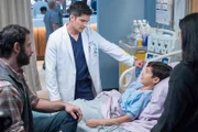 V.l.: Wallace Bertrand (Pasha Ebrahimi), Dr. Neil Melendez (Nicholas Gonzalez) und Eric Bertrand (Nicholas Johnny)