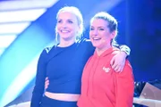 Schlag den Star Jeanette Biedermann (r.), Janin Ullmann (l.) Show 74 vom 11. März 20.15 Uhr Live auf ProSieben