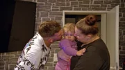 Tim und Lavinia mit Töchterchen Haylie, die ebenfalls getauft wird