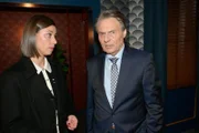 Matilda (Anna-Katharina Fecher) und Gerner (Wolfgang Bahro) sind unterschiedlicher Meinung, wie sie gegen Zoe vorgehen sollen.