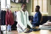 Ray Cannon Sr. (Steven Williams, l.); Ray Cannon (Edwin Hodge, r.)