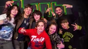 Marina lernt von einer HipHop-Gruppe, wie man Wut durch Musik verarbeitet.