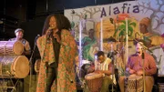 Angelina Akpovo - bringt die Musik und den Rhythmus Afrikas nach Hamburg.