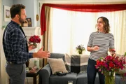 Will Cooper (Taran Killam, l.); Angie D'Amato (Leighton Meester)