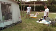 Auch Sascha (li.) und Kumpel Dennis sind wieder auf der Marina di Venezia