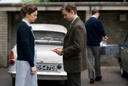 Alison Wilson (l., Ruth Wilson) und Nigel Wilson (r., Otto Farrant).