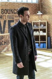 Harry Greenwood (Rupert Evans)