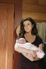 Meredith und Amelia (Caterina Scorsone) versuchen, gemeinsam mit den Kindern den Tod von Derek zu verarbeiten ...