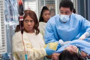 Grey's Anatomy Staffel 21 Folge 7 Chandra Wilson als Dr. Miranda Bailey, Anthony Hill als Dr. Winston Ndugu