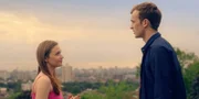 Emma (Jessica Barden) und Ben (Harry Lawtey) treffen zufällig im Park aufeinander, wo sie ein klärendes Gespräch führen. Werden sie trotz aller Widrigkeiten den Mut finden, den entscheidenden Schritt zu machen und ihr gemeinsames Glück zu ergreifen?